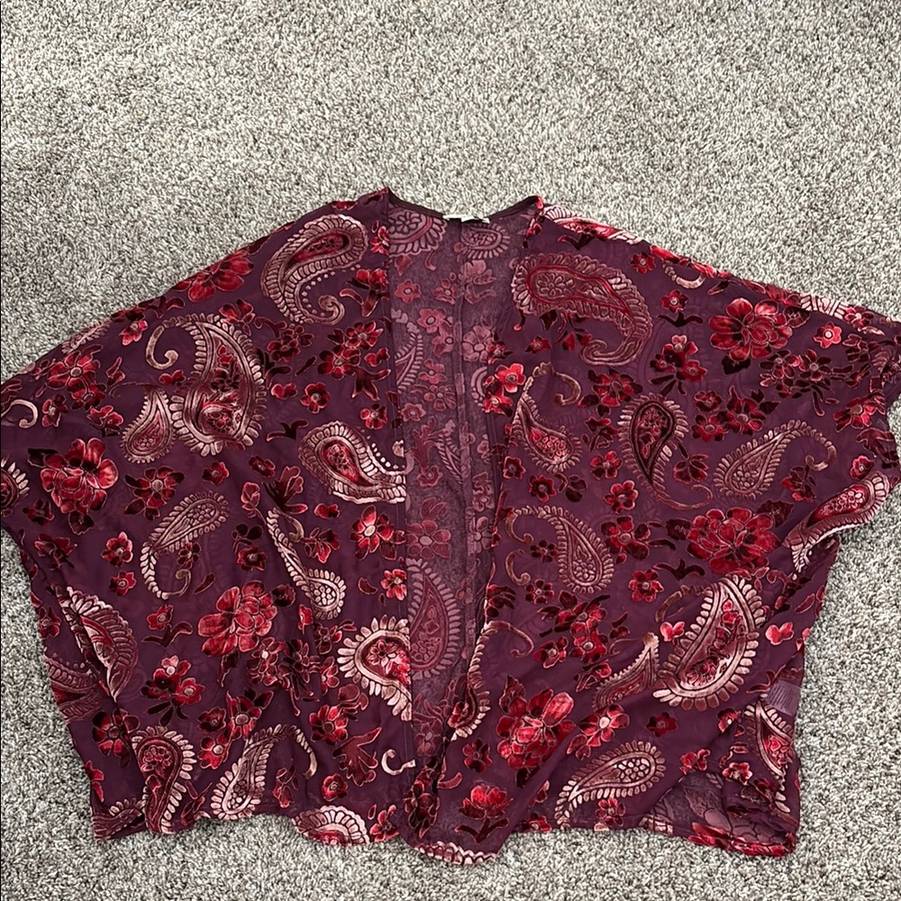 Umgee Maroon Floral Kimono